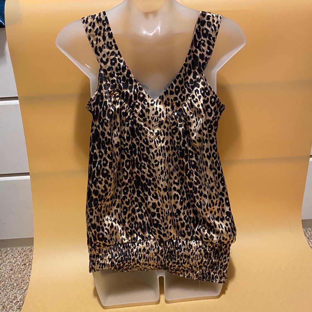 Leopard Print Satin Blouse - Picture 4 of 5